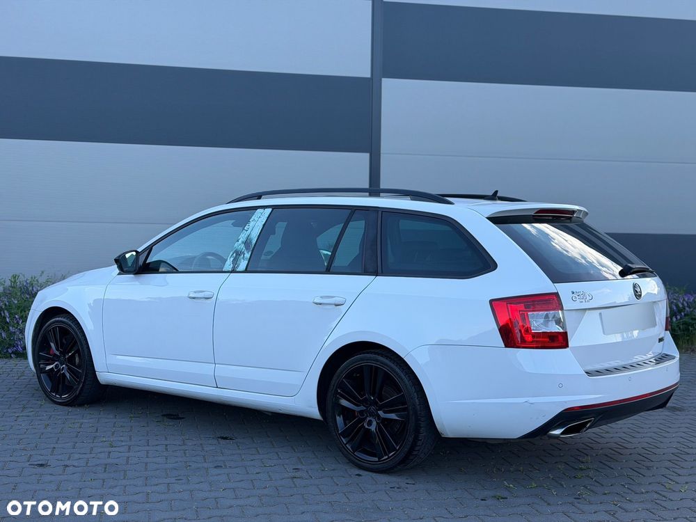 Skoda Octavia 2.0 TDI RS - 16