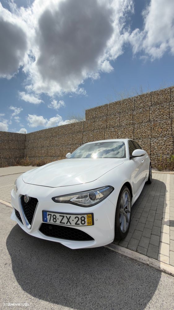 Alfa Romeo Giulia 2.2 D Sprint AT8 - 16