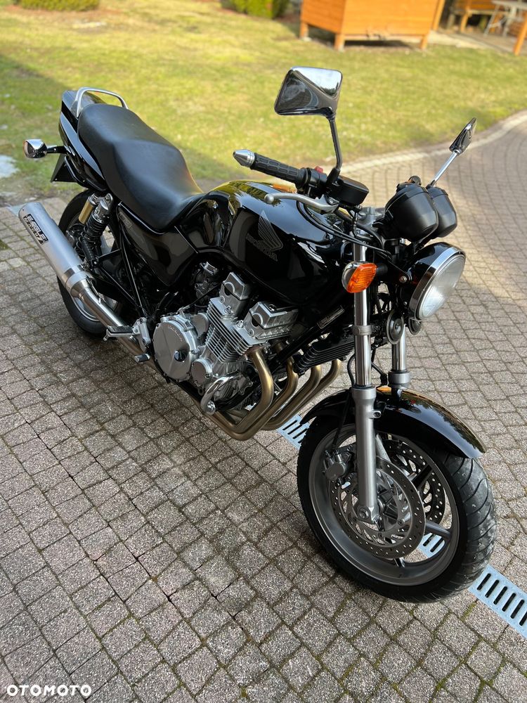 Honda CB - 7