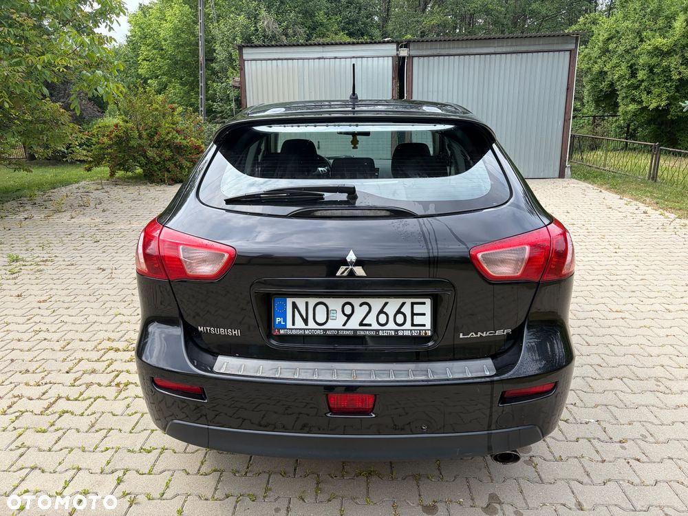 Mitsubishi Lancer 1.8 Inform - 1