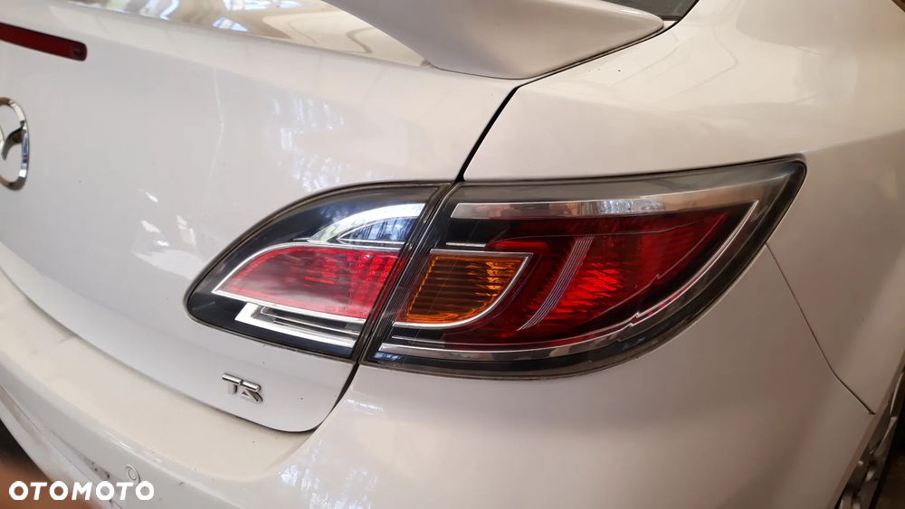 MAZDA 6 GH [Lakier 34K] Drzwi,  Atrapa Lampy tył narożne w budę - 4
