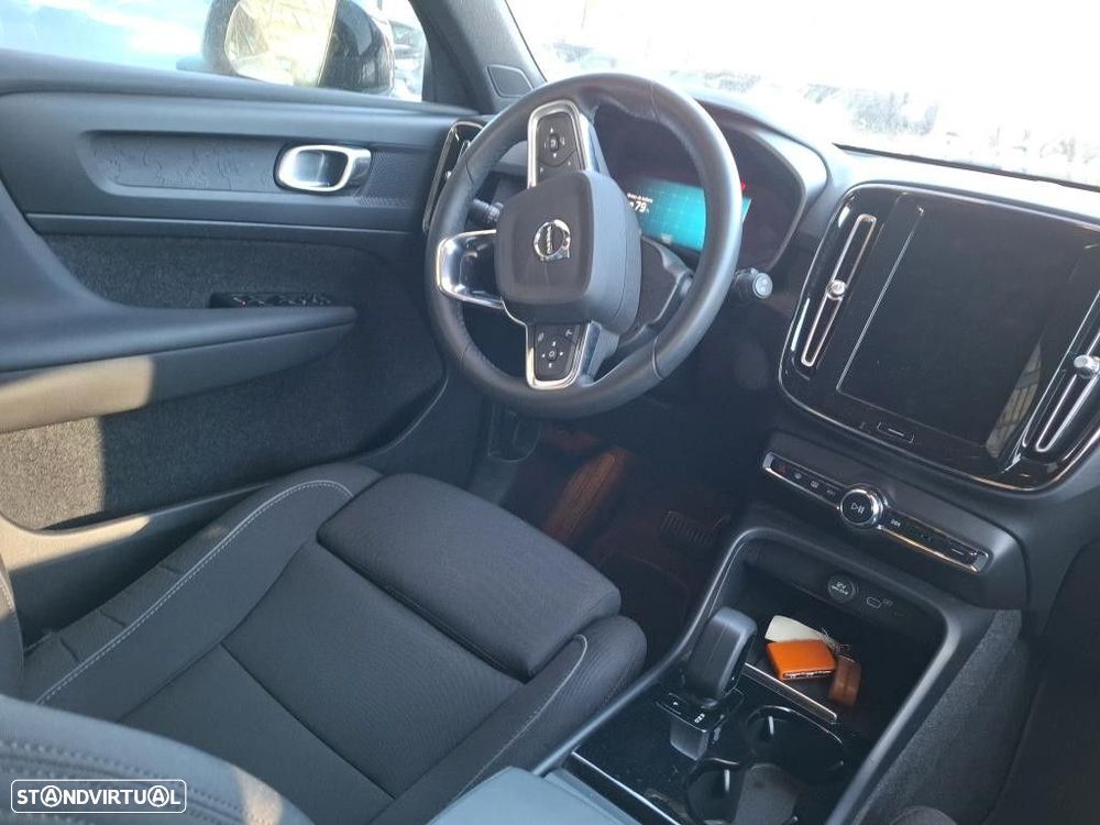 Volvo XC 40 Recharge Core - 3