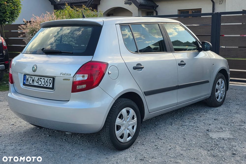 Skoda Fabia 1.2 HTP - 10