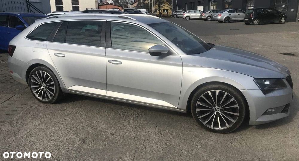 Skoda Superb 2.0 TDI L&K DSG - 1