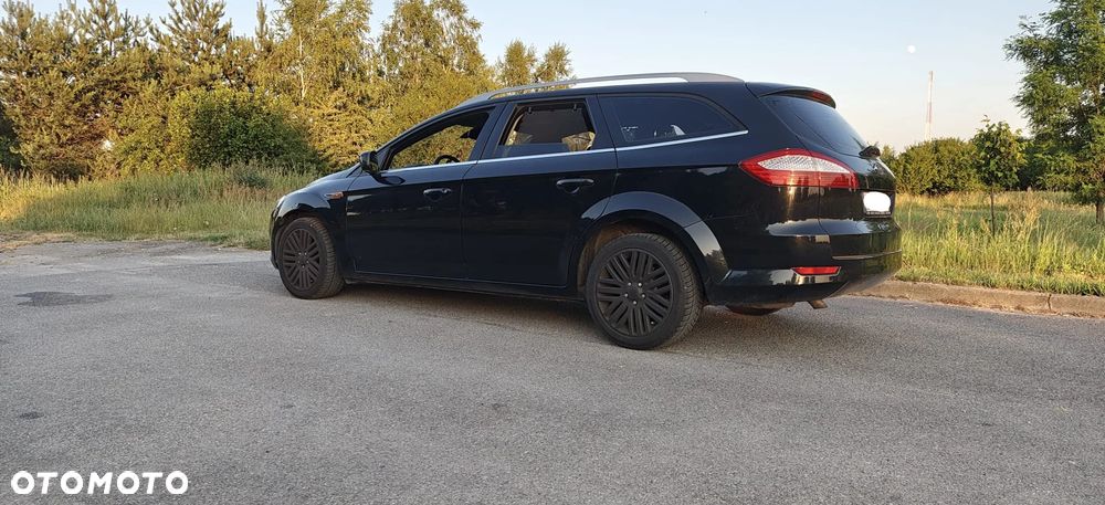 Ford Mondeo 2.0 TDCi Ghia - 4