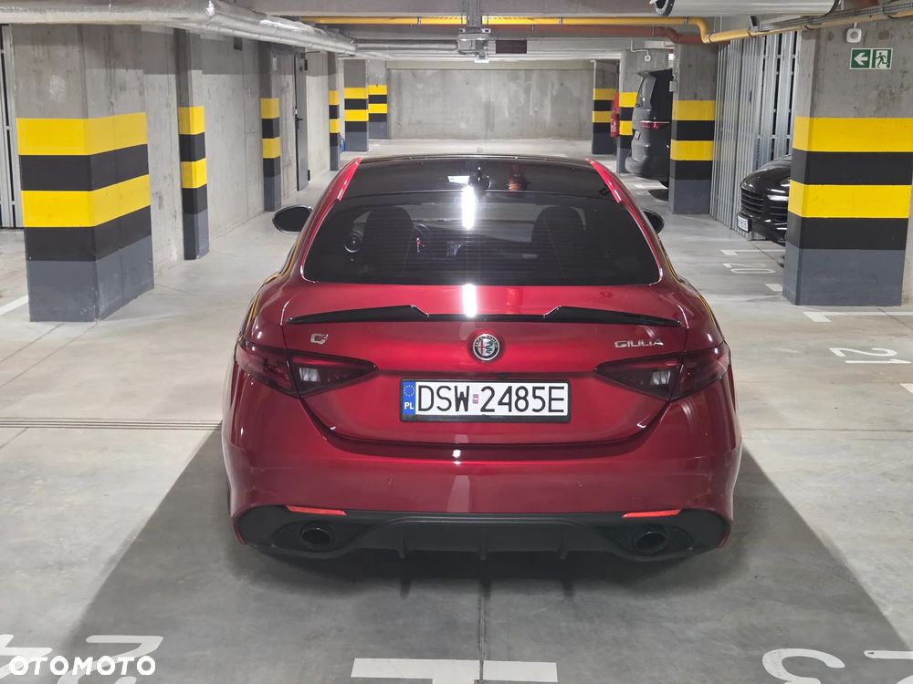 Alfa Romeo Giulia 2.0 Turbo 16V AT8 Veloce - 13