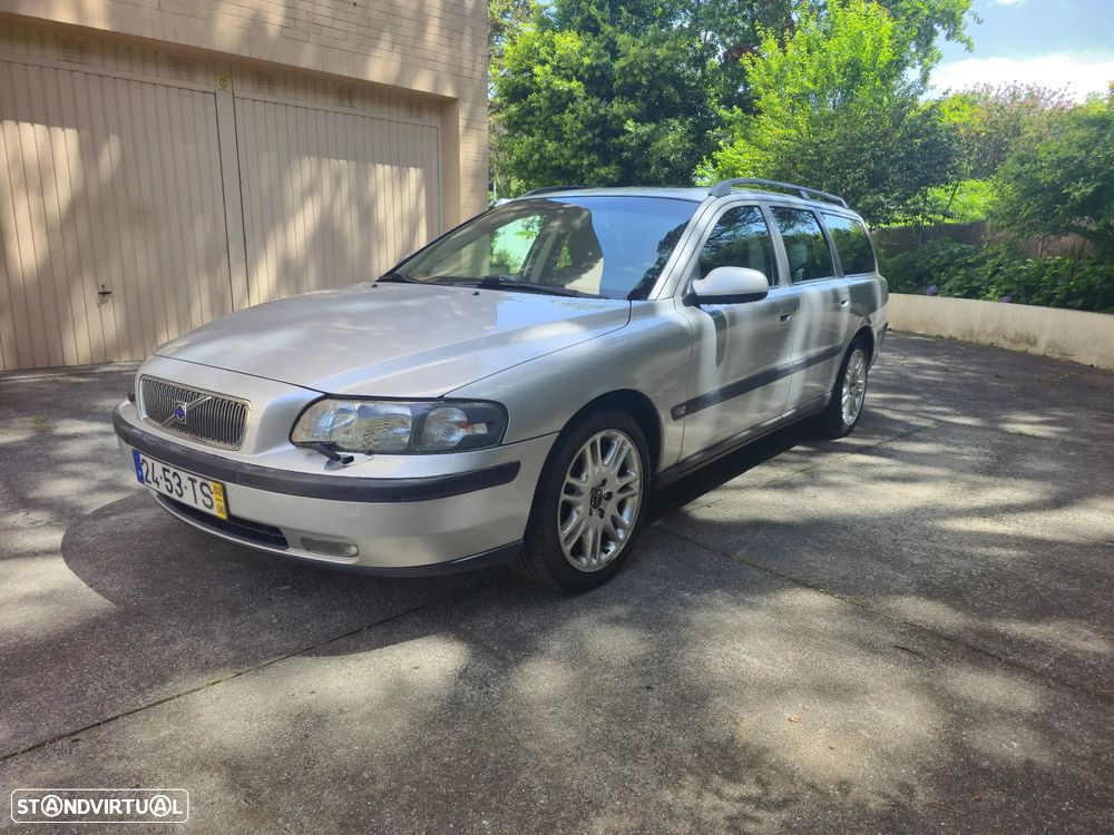 Volvo V70 2.4 D5 - 3