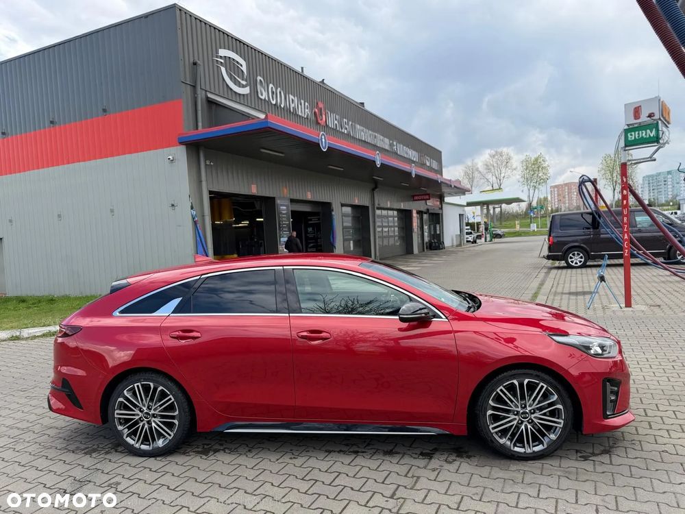 Kia ProCeed 1.4 T-GDI DCT7 OPF GT LINE - 4