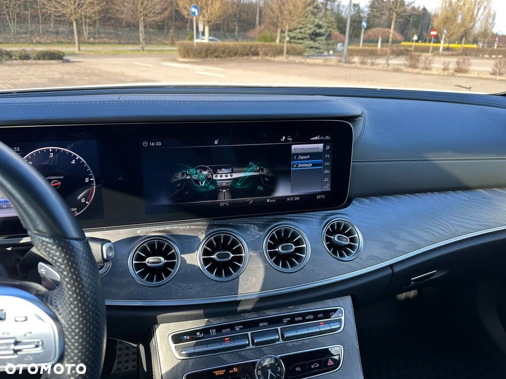 Mercedes-Benz CLS - 21