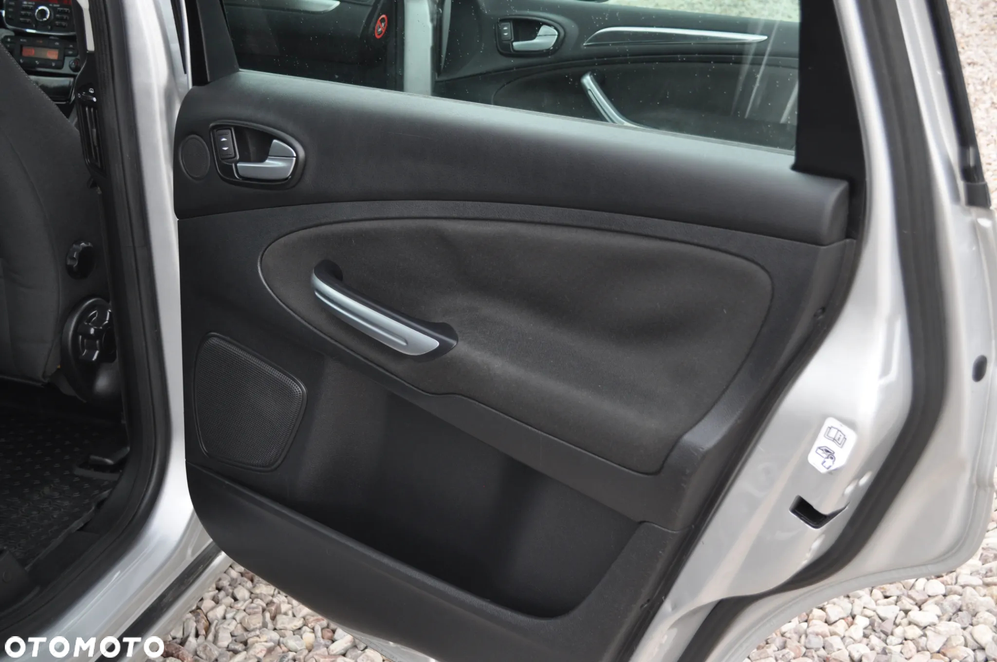 Ford S-Max 2.0 TDCi DPF Titanium - 33