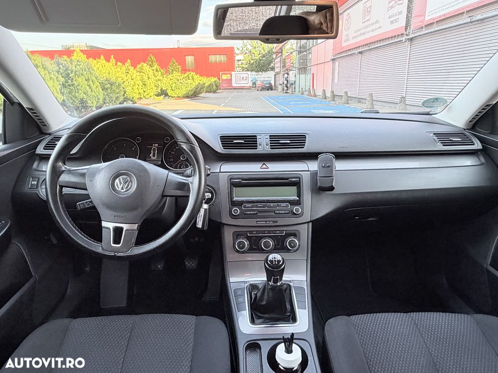 Volkswagen Passat 2.0 TDI Comfortline DPF - 14