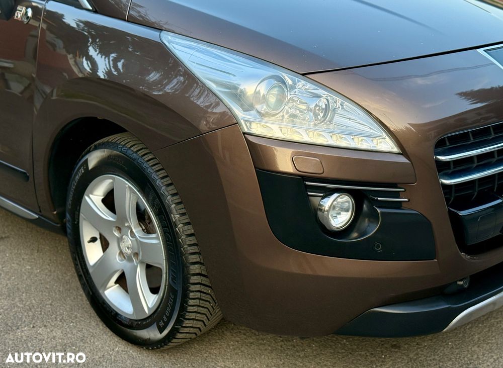 Peugeot 3008 HYbrid4 2.0 HDI FAP ETG + Electric - 13