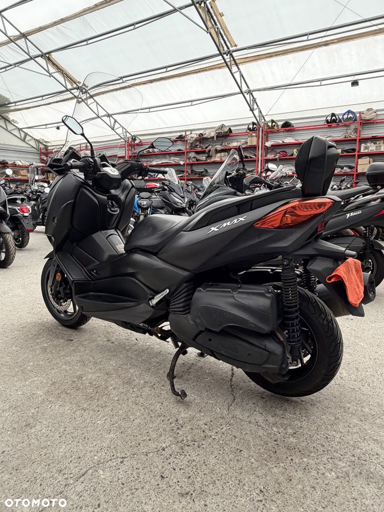 Yamaha X-max - 6