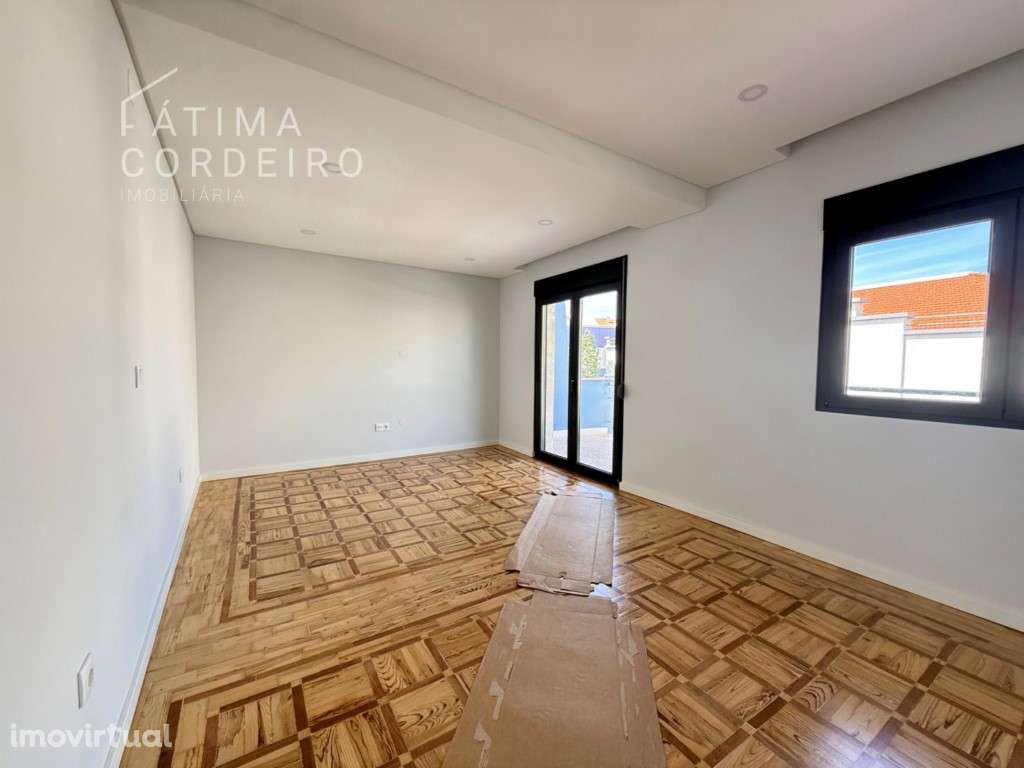 T2 com terraço em Almada para arrendamento - Grande imagem: 3/19