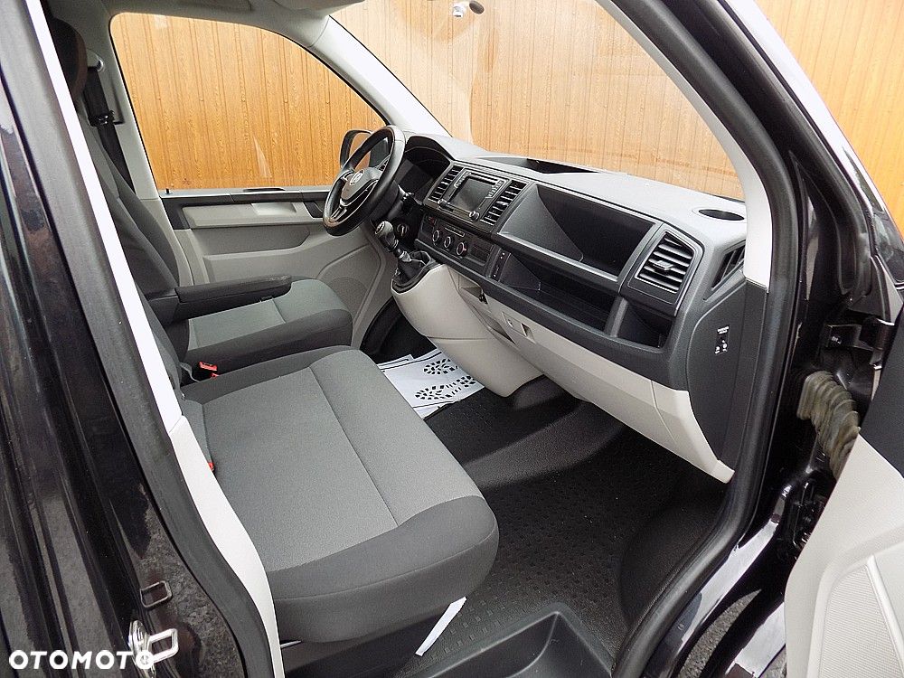 Volkswagen Transporter - 11