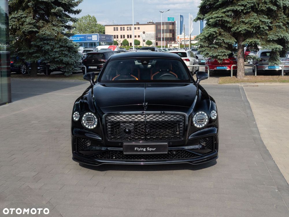 Bentley Flying Spur - 3