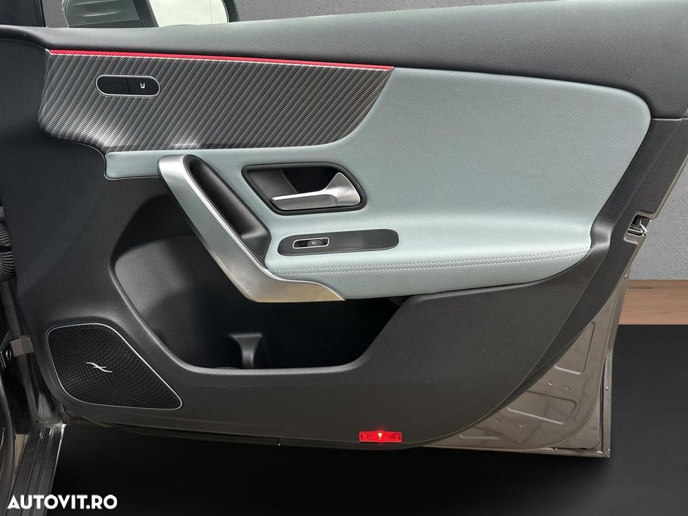 Mercedes-Benz A 220 4MATIC Aut. - 10