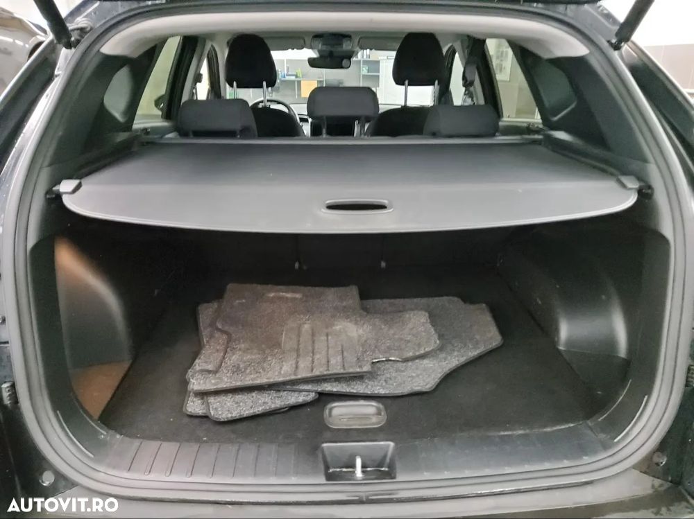 Hyundai Tucson 1.6 T-GDi HEV 4WD Trend - 12