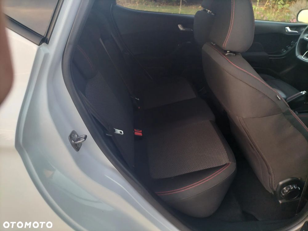 Ford Fiesta 1.0 EcoBoost S&S ST-LINE - 19