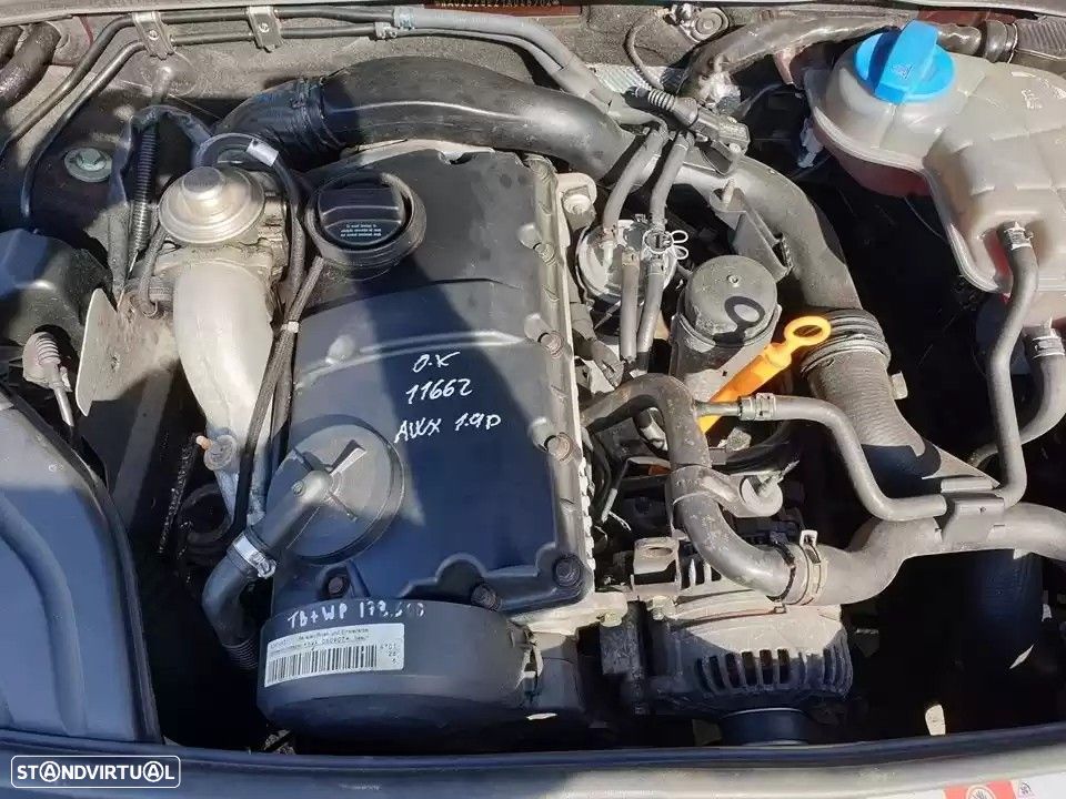 MOTOR COMPLETO AUDI A4 2000 -AWX - 1