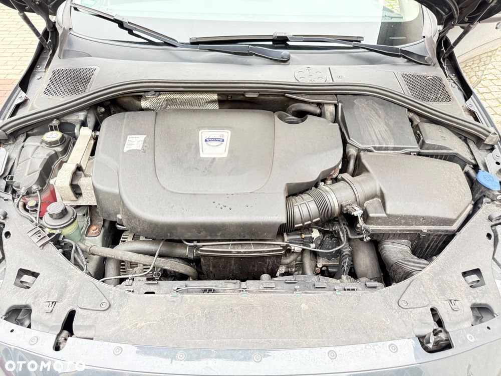 Volvo S60 D3 Geartronic Momentum - 33