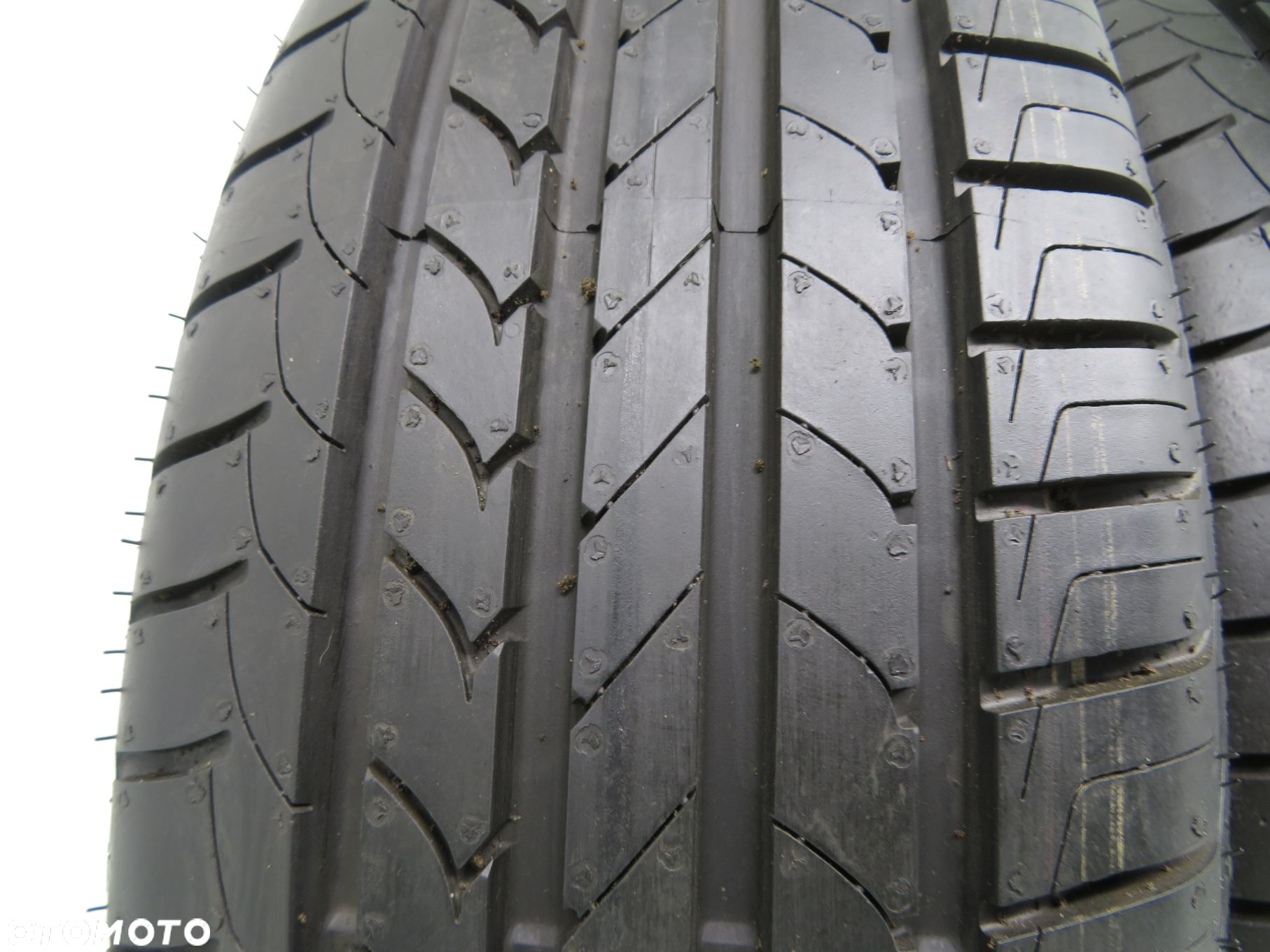 2X 185/65R15 OPONY LETNIE Goodyear EfficientGrip 92H XL - 8