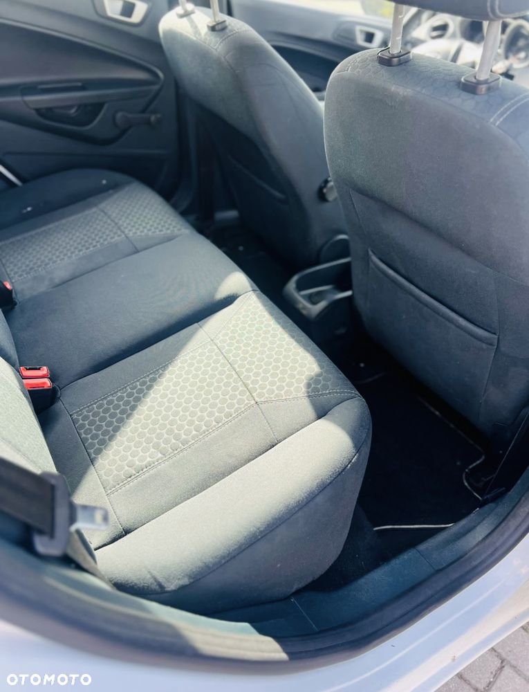 Ford Fiesta - 7
