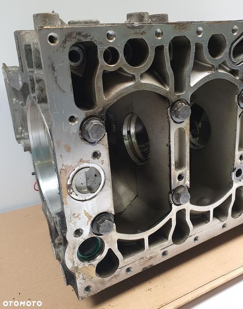 BLOK SILNIKA D5244T VOLVO XC90 2.4 D5 8653865 - 15