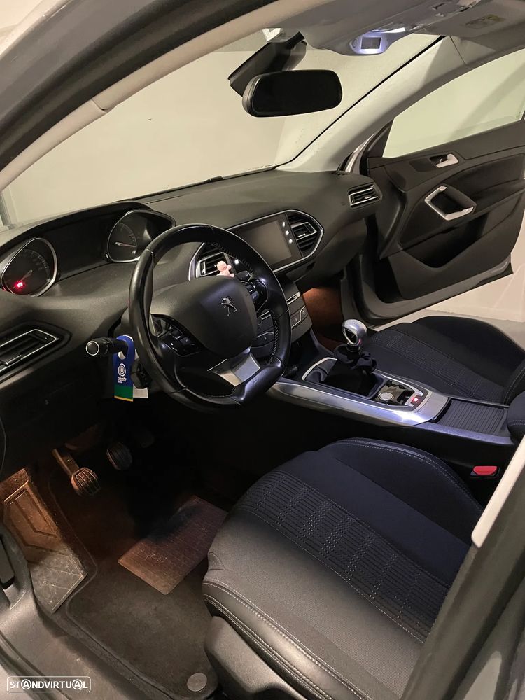 Peugeot 308 SW 1.6 BlueHDi Allure J17 - 10