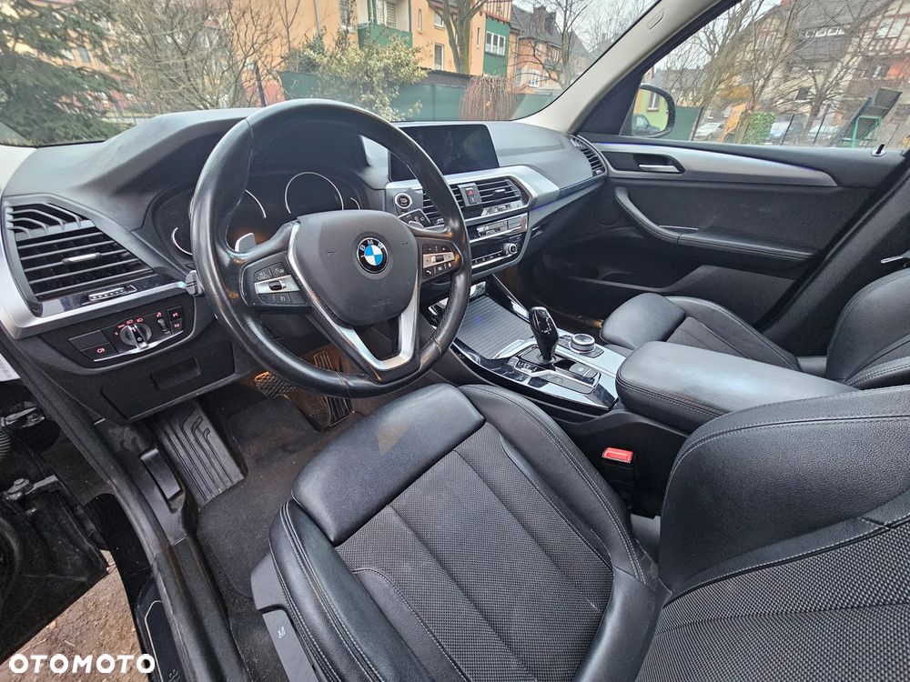 BMW X3 xDrive20d - 11