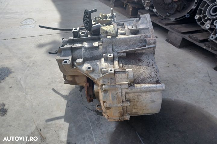 KUTIE DE VITEZE 4X4 TIP MOTOR CFGB 2.0 TDI Skoda Superb 2 (facelift)  [din 2013 pana  2015] seria - 4