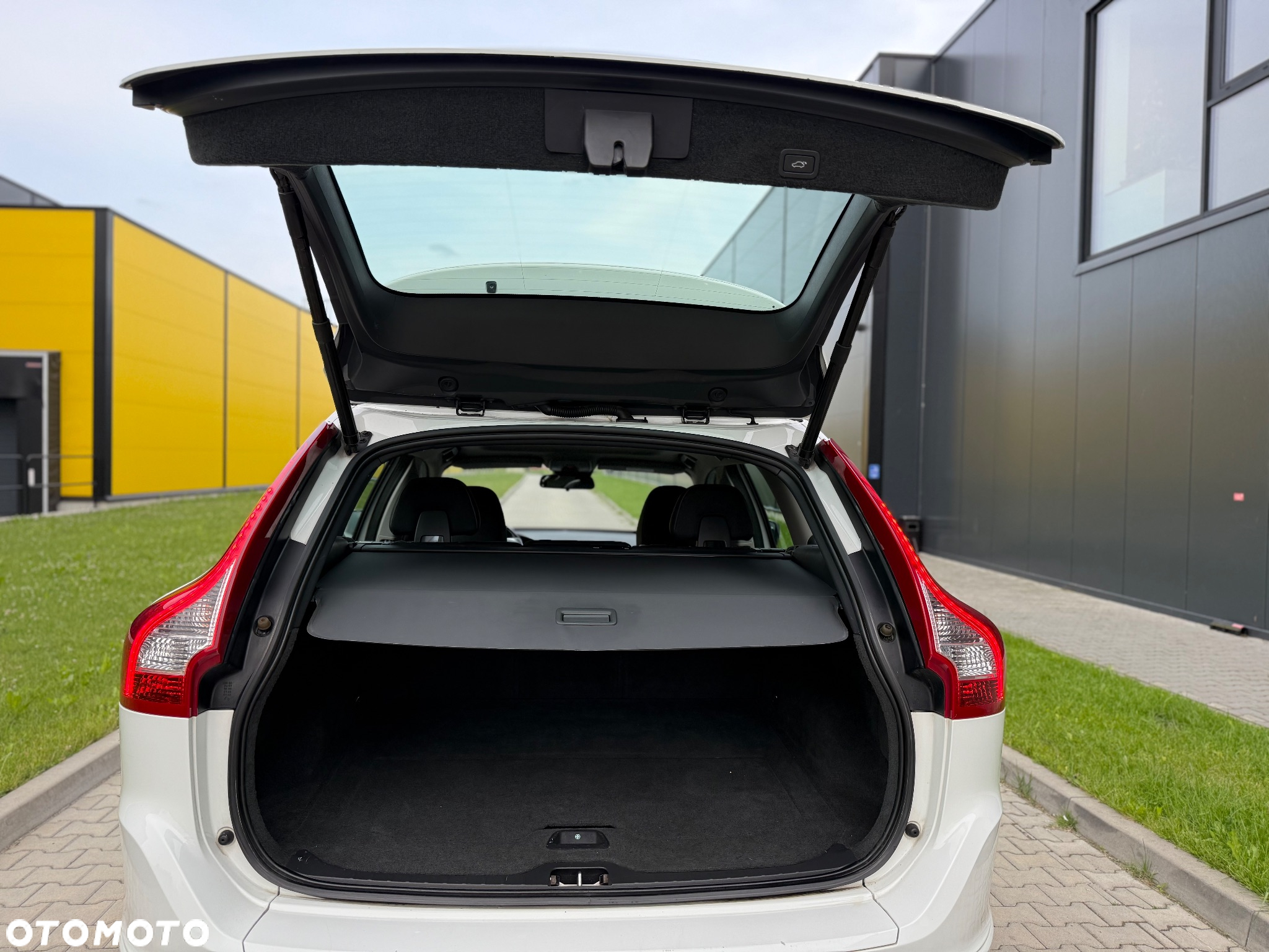 Volvo XC 60 D4 Drive-E Kinetic - 7
