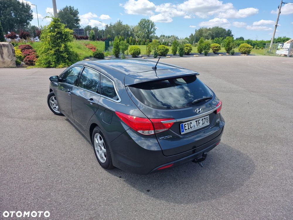 Hyundai i40 Kombi 1.6 Trend - 18