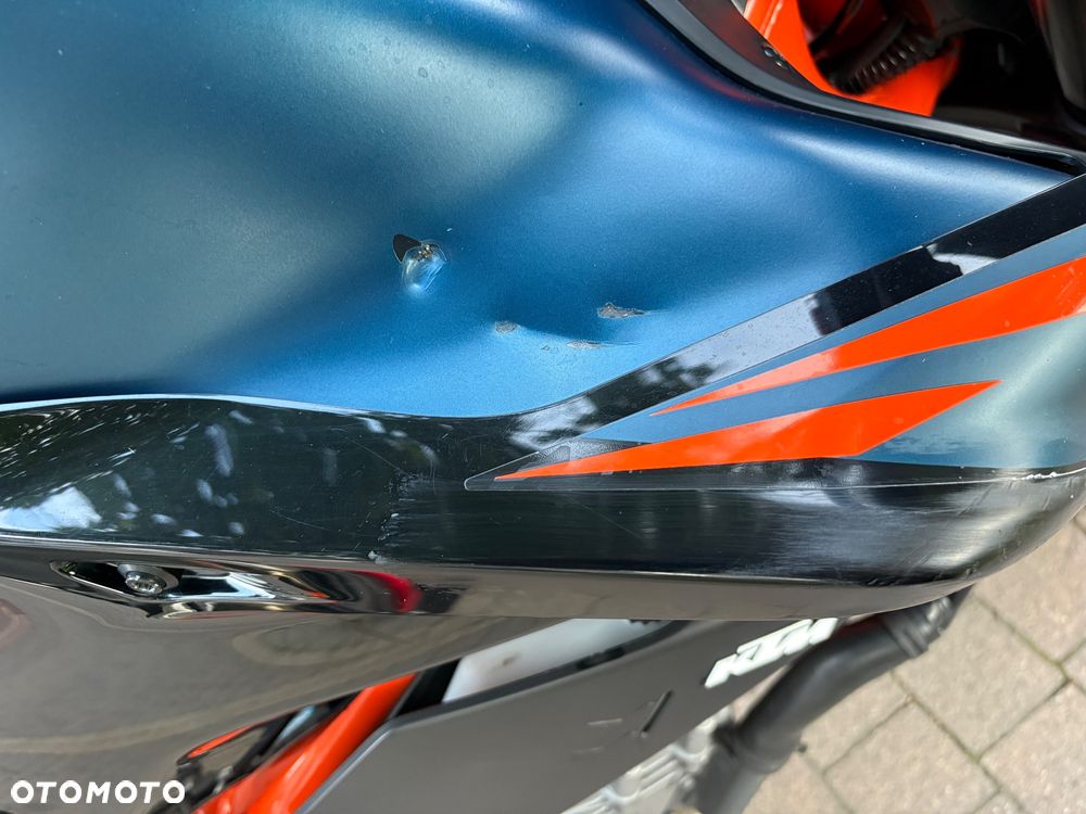 KTM DUKE 890 - 13