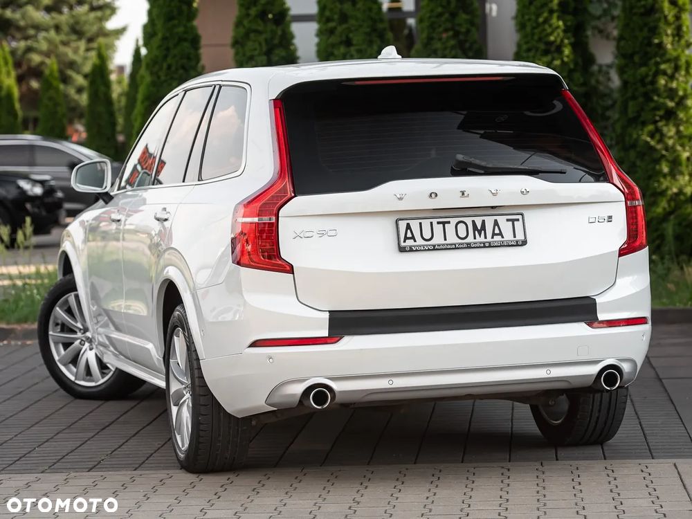 Volvo XC 90 D5 AWD Geartronic Momentum - 8