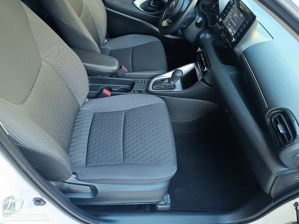 Toyota Yaris 1.5 HDF Comfort - 24