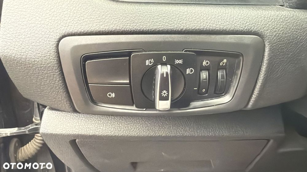 BMW Seria 2 218i GT Advantage - 27