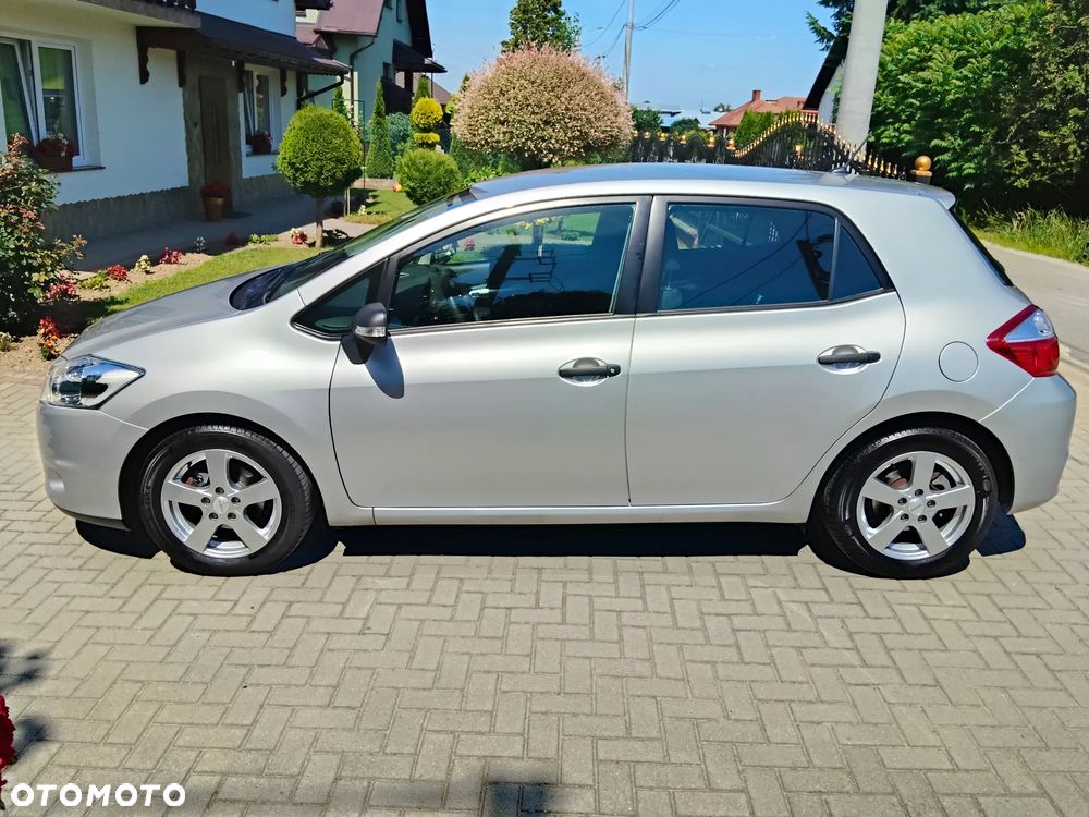 Toyota Auris 1.33 VVT-i - 19