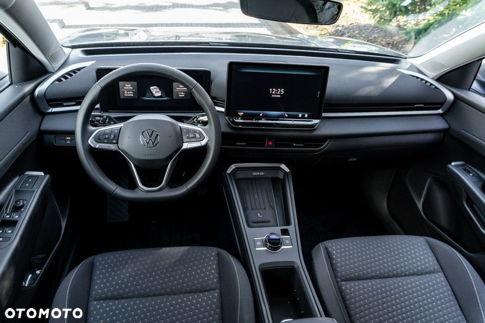 Volkswagen T-Roc - 25