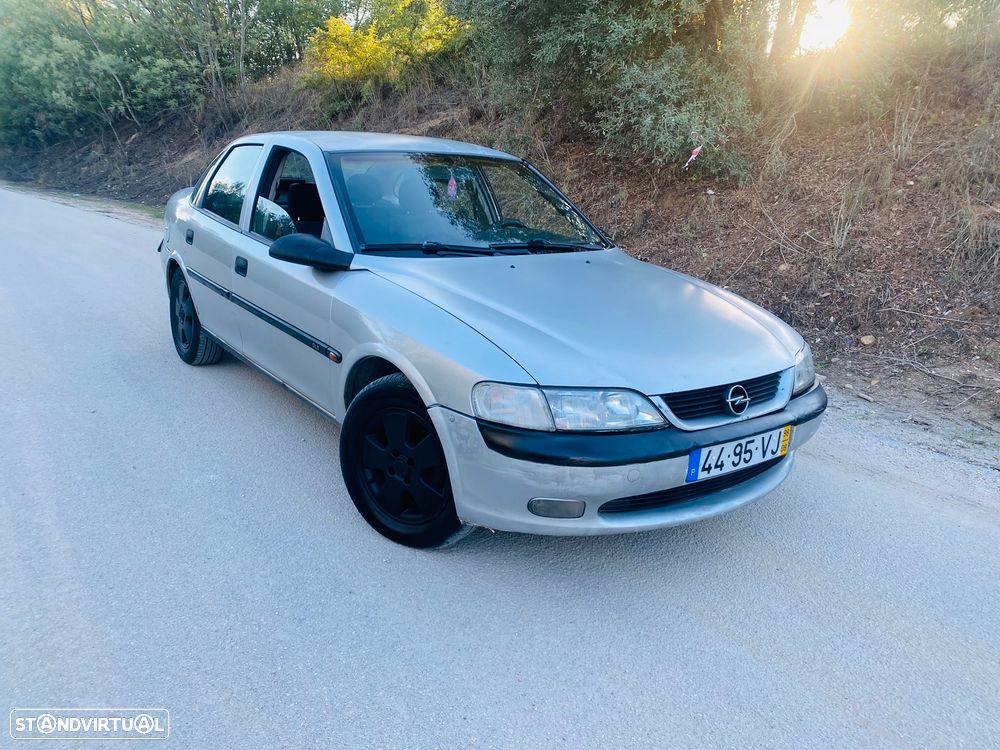 Opel Vectra 2.0 DTi 100 - 3