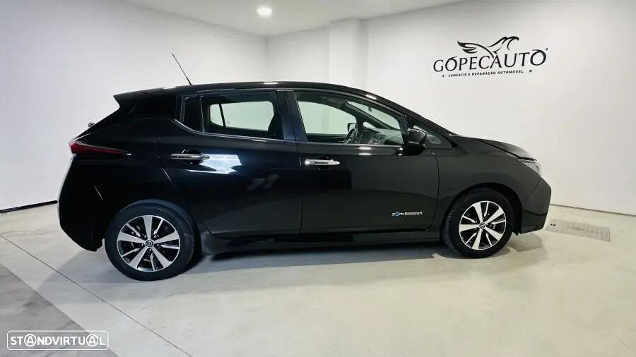 Nissan Leaf - 6