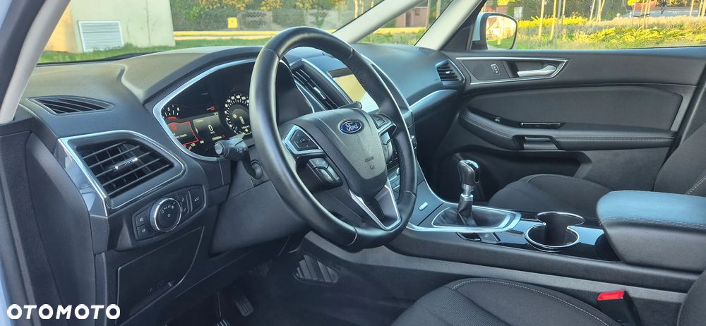 Ford S-Max 2.0 EcoBlue Titanium - 26