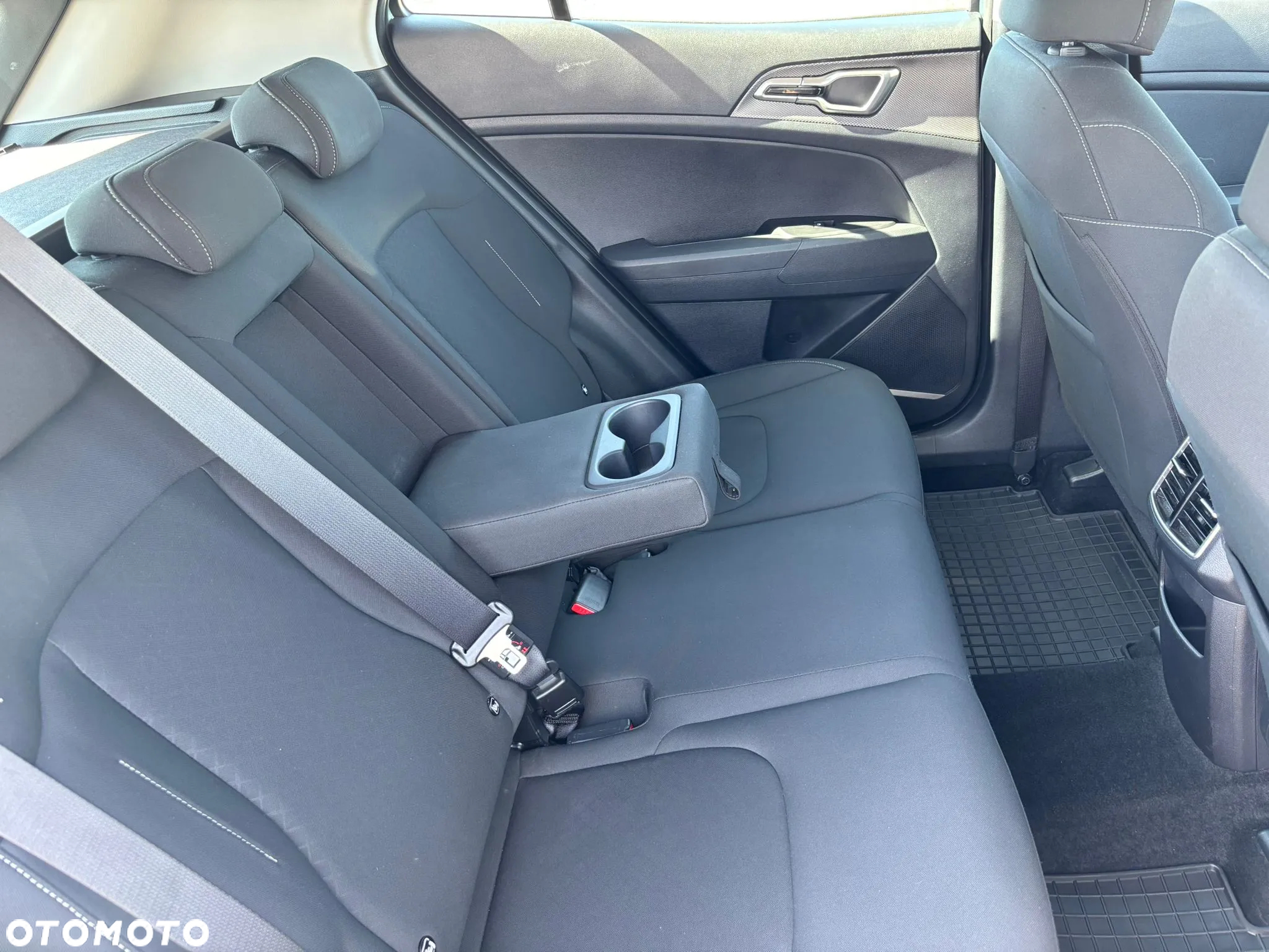 Kia Sportage - 16