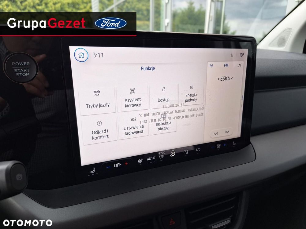 Ford Transit Courier - 8