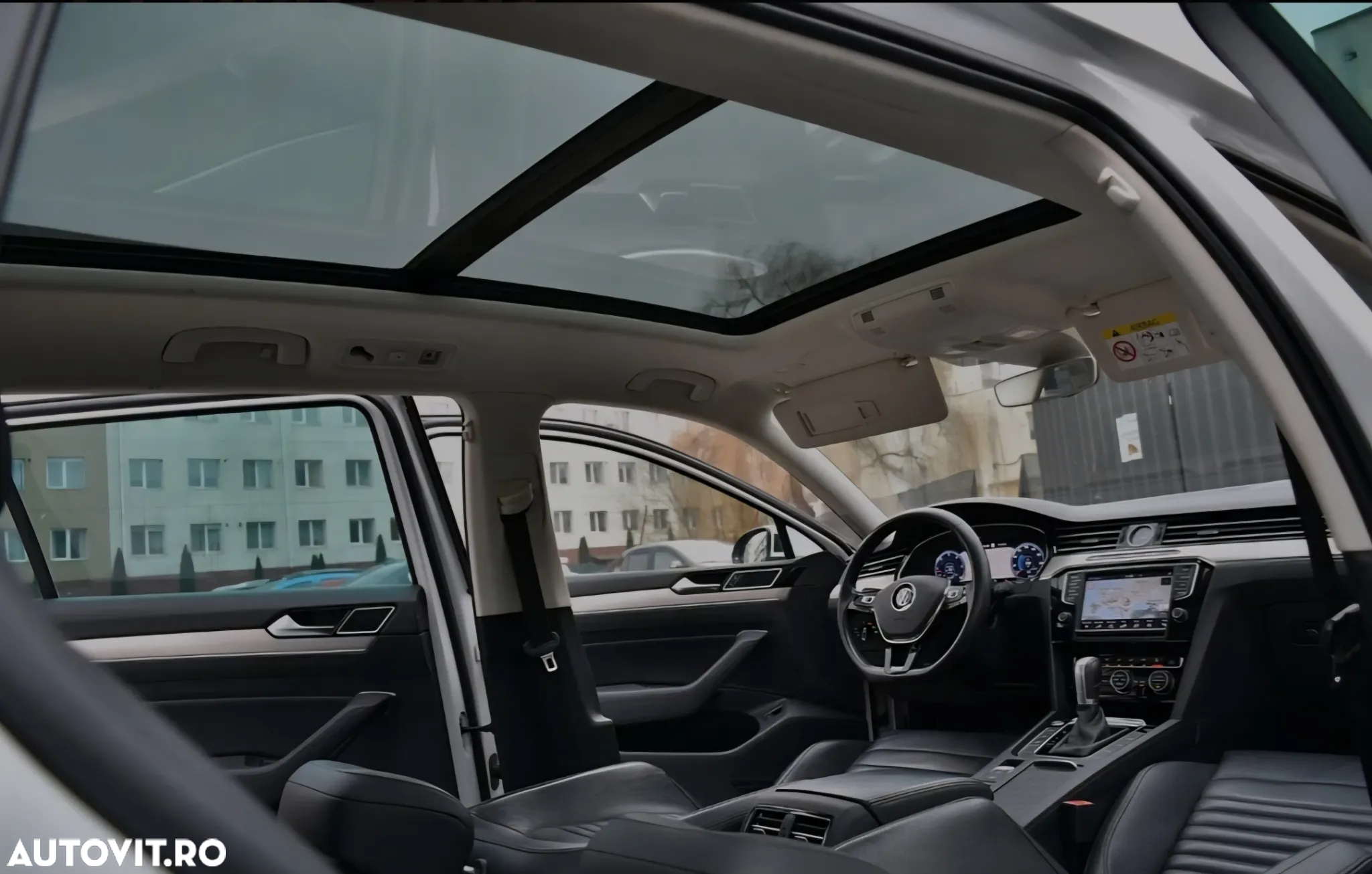 Volkswagen Passat Variant 2.0 TDI DSG 4Motion Highline - 26