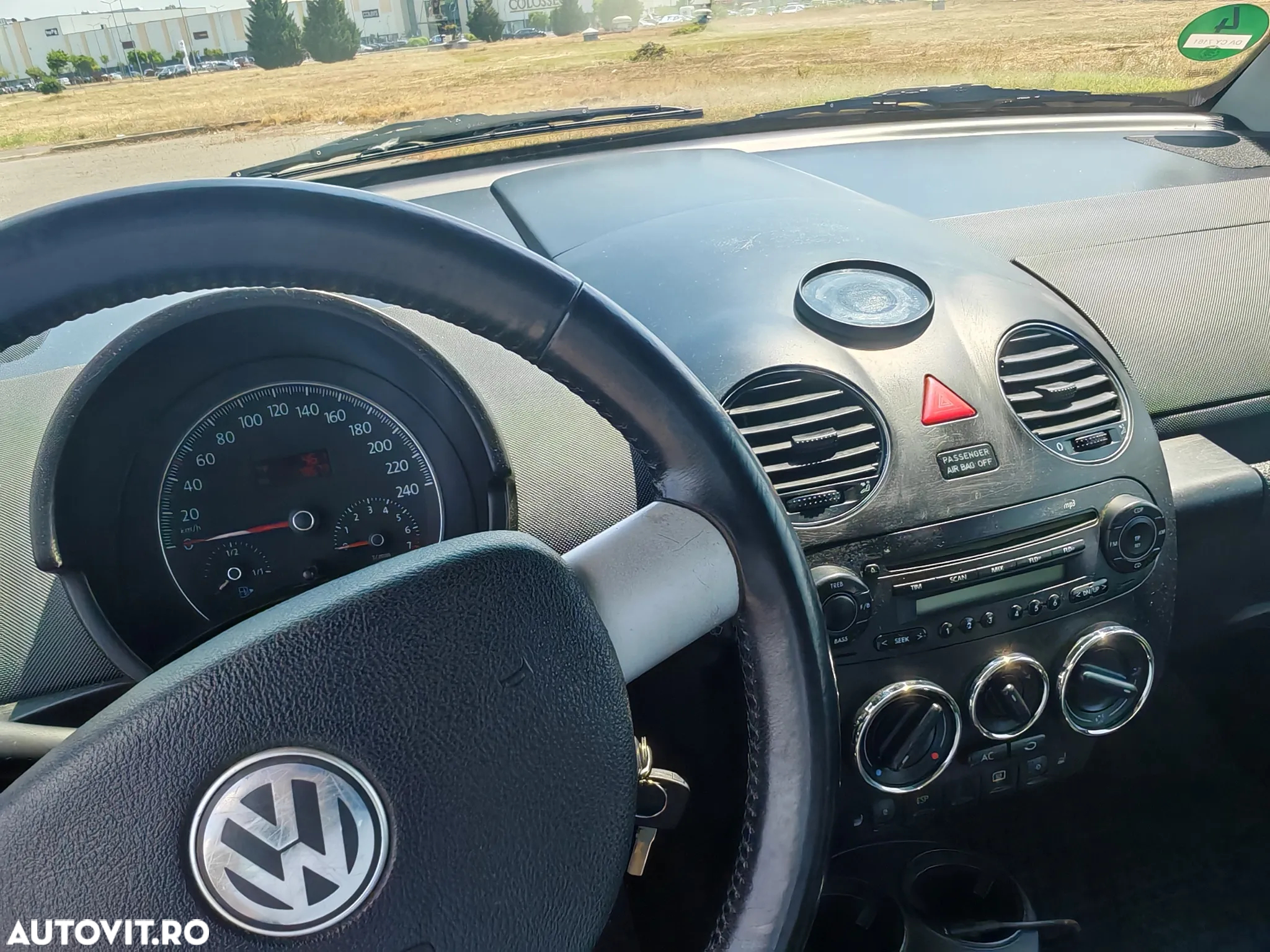 Volkswagen New Beetle Cabriolet 1.6 - 7