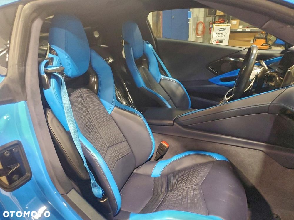 Chevrolet Corvette Stingray 3LT 6.2 V8 Automatik - 10