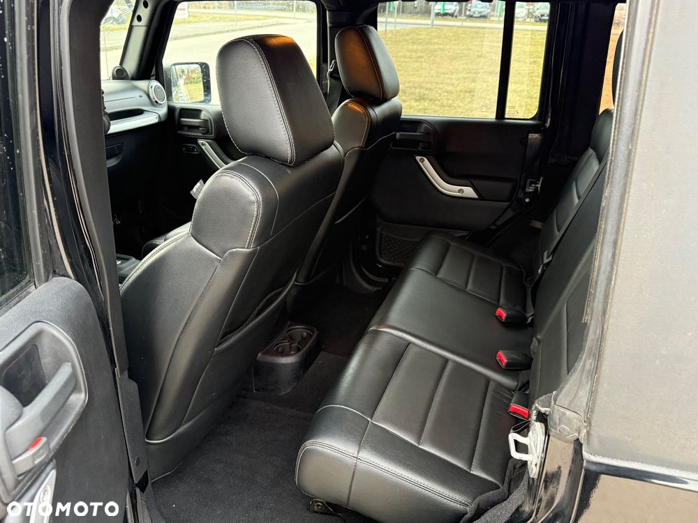 Jeep Wrangler Unlimited 2.8 CRD Automatik Sahara - 14