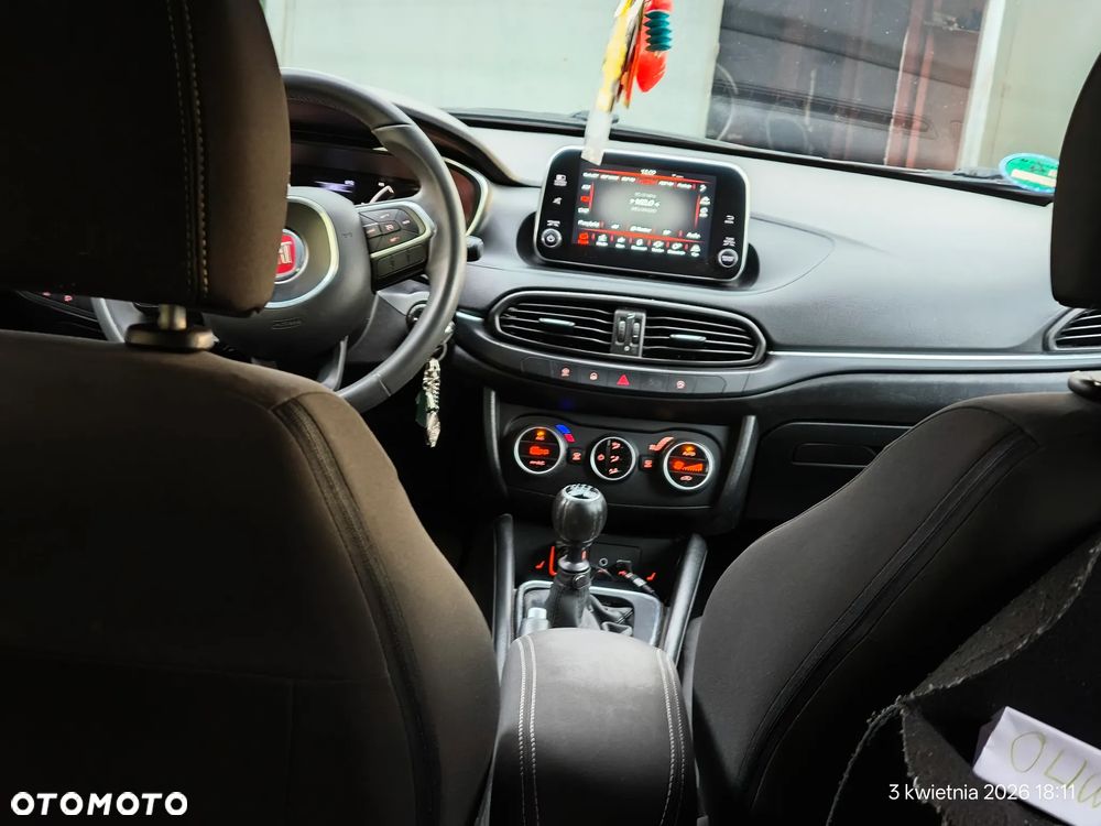 Fiat Tipo 1.4 T-Jet 16v Lounge - 11