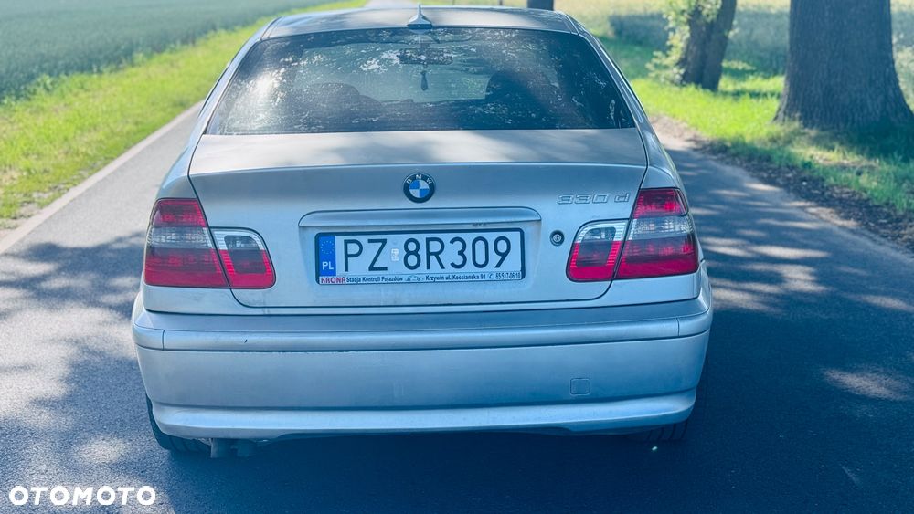 BMW Seria 3 330d - 9